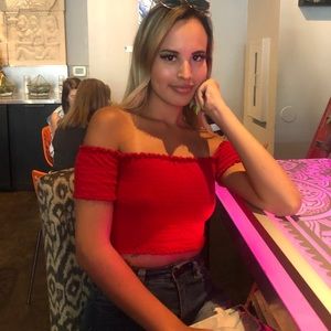 Red crop top